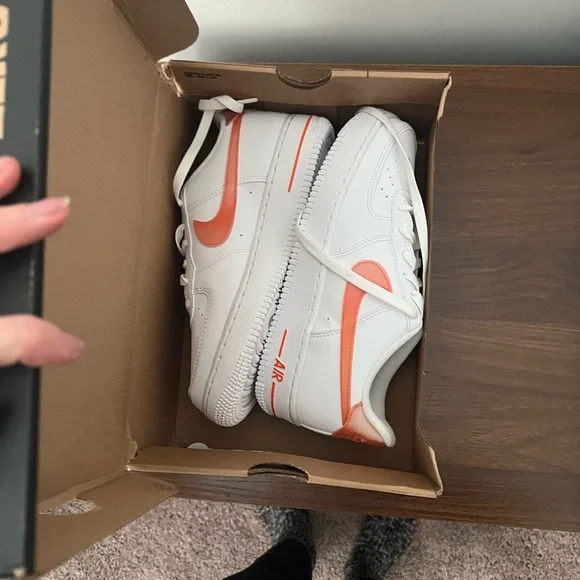 Kids Nike Air Force 1 NN GS KWE white/safety orange